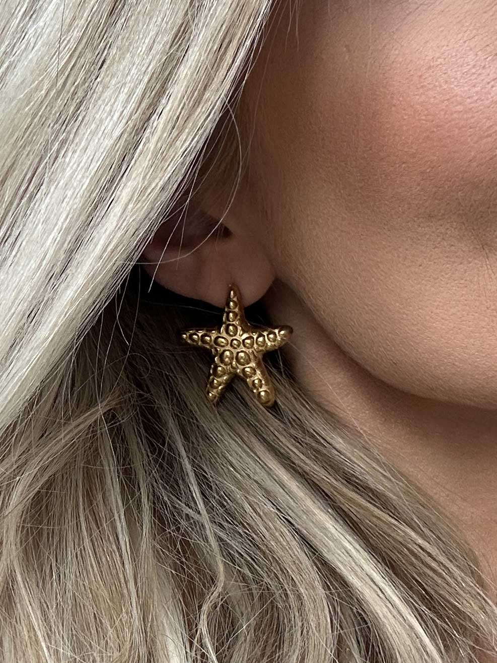 Norla - Guldfarvede søstjerne øreringe